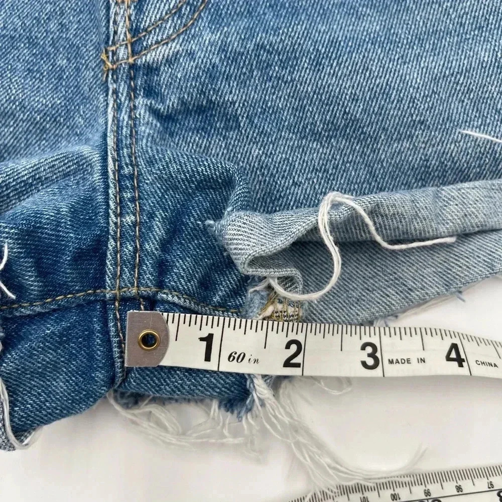 BDG Urban Outfitters Women’s Size 29 High Waisted Denim Shorts Raw Hem Cheeky - Picture 10 of 10